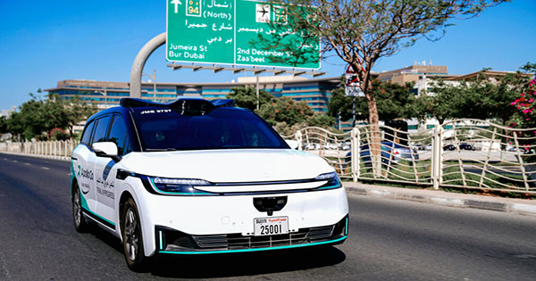 Baidu's Apollo Go Granted Dubai's First Batch of Autonomous Driving Test Licenses, Conducts On-Road Trials in Urban Dubai