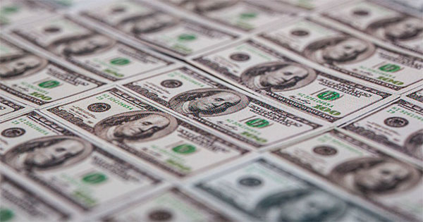 Dollar Traders Are Paying a Record to Bet on Deeper Selloff