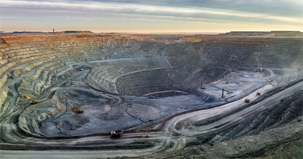 Rio Tinto и Glencore обсуждают крупнейшее в истории горнодобывающей промышленности потенциальное слияние