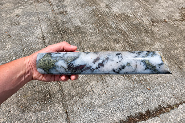 ANDRIEVSKII.CH | Strategic Minerals (SML.L): Redmoor Drilling Raises the Stakes for Tungsten Project