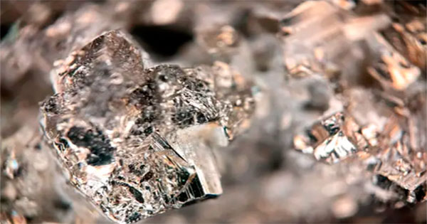 Tungsten Inventory Depletion in Europe Triggers Panic Buying, Accelerating Global Price Uptrend